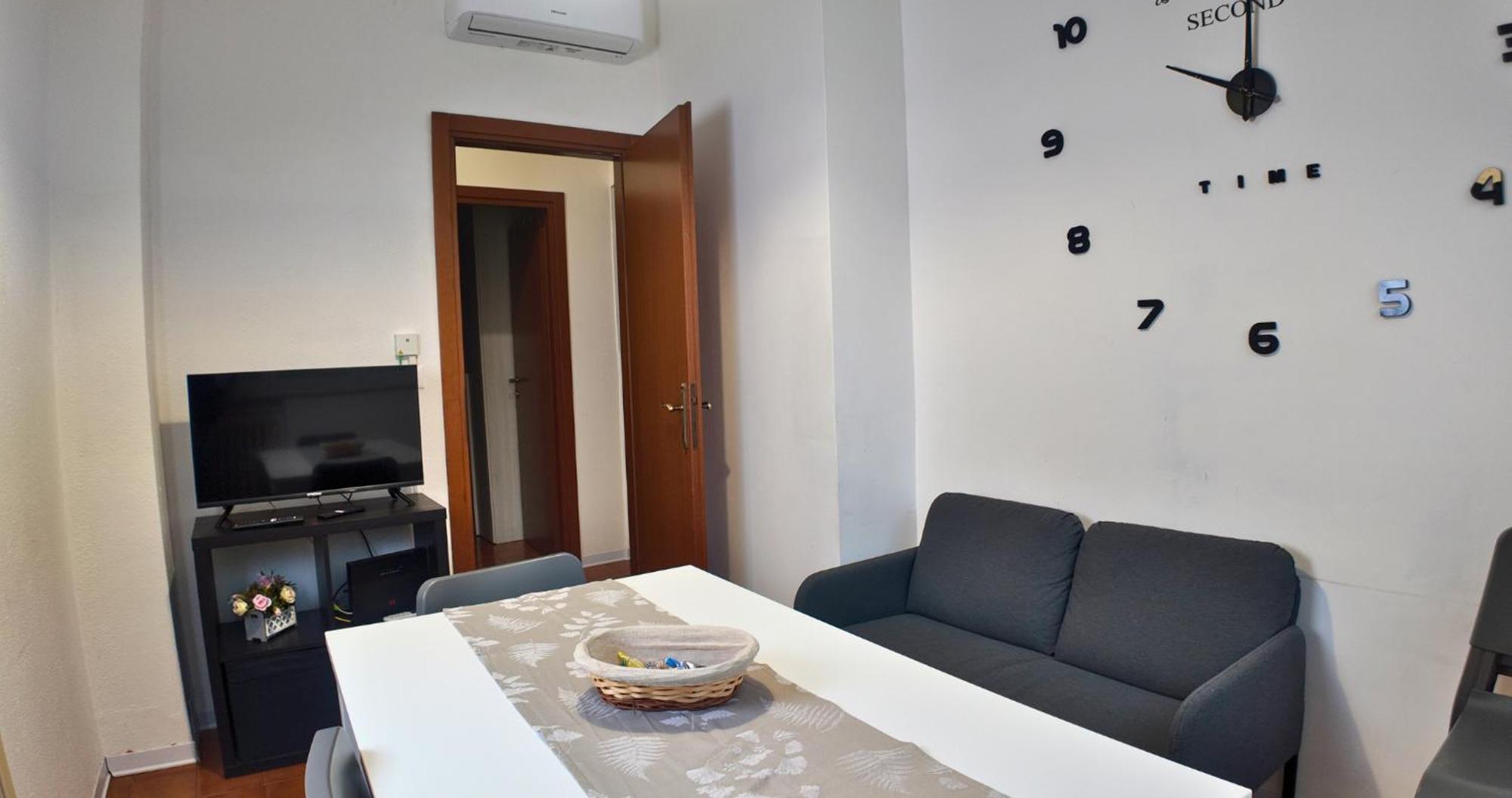 Stabia House Apartment Парма Екстериор снимка